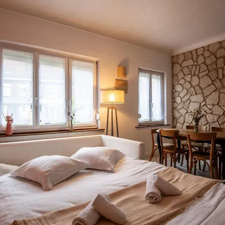 Nyaraló Family In Lille, Garden And Parking - 6/8p *