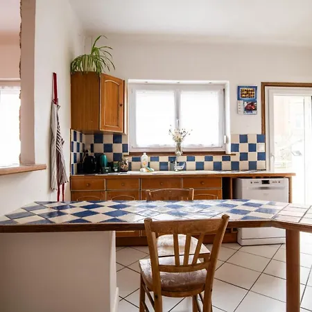 Family In Lille, Garden And Parking - 6/8p Feriehus