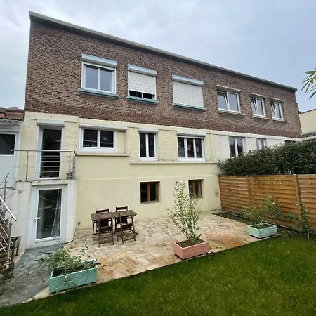 Nyaraló Family In Lille, Garden And Parking - 6/8p *